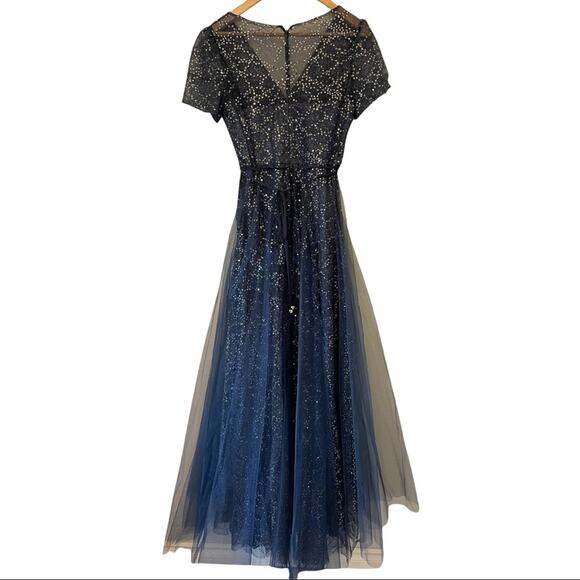 Carmen Marc Valvo Navy Blue Sequin Tulle Prom Formal Evening Dress 6 NWT - Picture 4 of 9